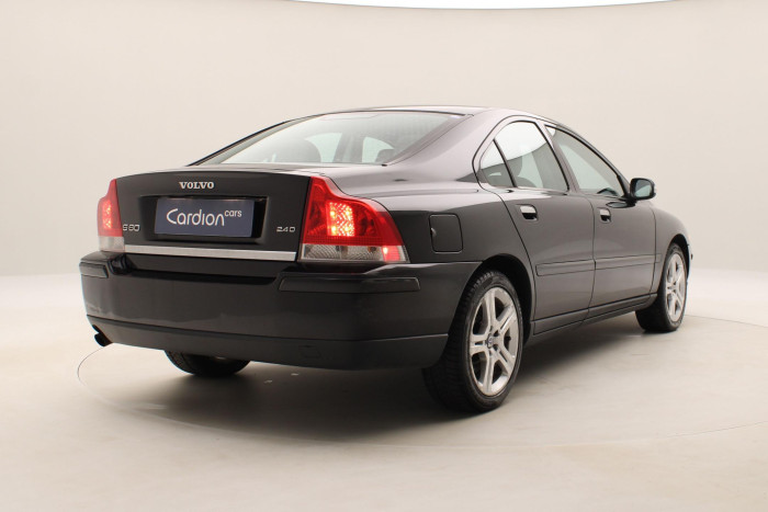 Volvo S60 D5 2.4D CZ 2.4 d d