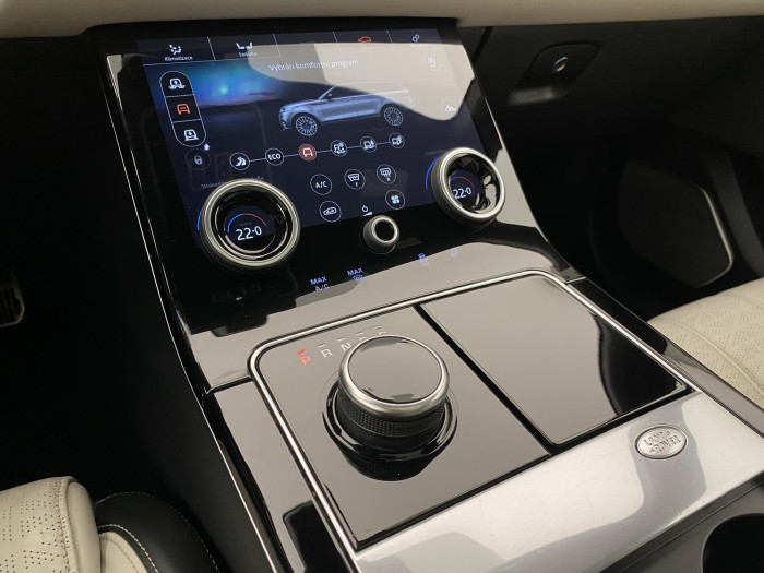 Land Rover Range Rover Velar D275 R-DYNAMIC AWD REZERVACE 3.0 d Dynamic