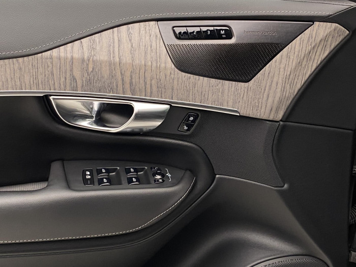 Volvo XC90 B5 AWD PLUS BRIGHT AUT