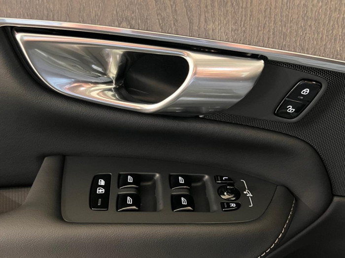 Volvo XC90 T8 AWD AUT  ULTIMATE 7-míst