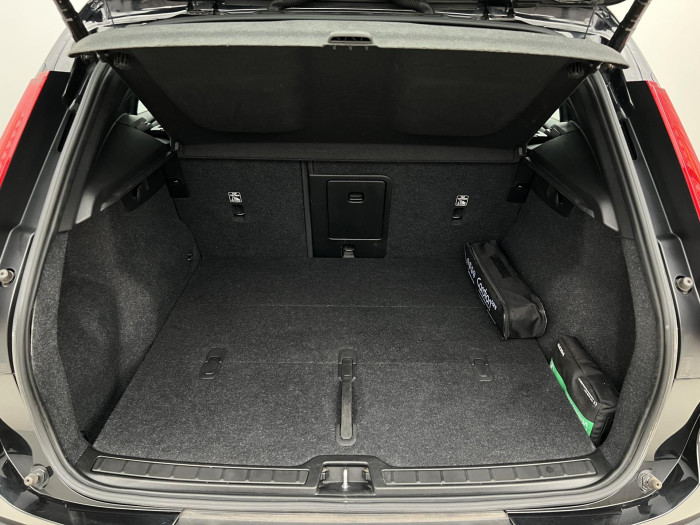 Volvo XC40 RECHARGE TWIN MOTOR PLUS