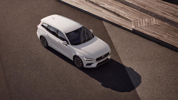 Volvo V60 B4 BRIGHT PLUS AUT