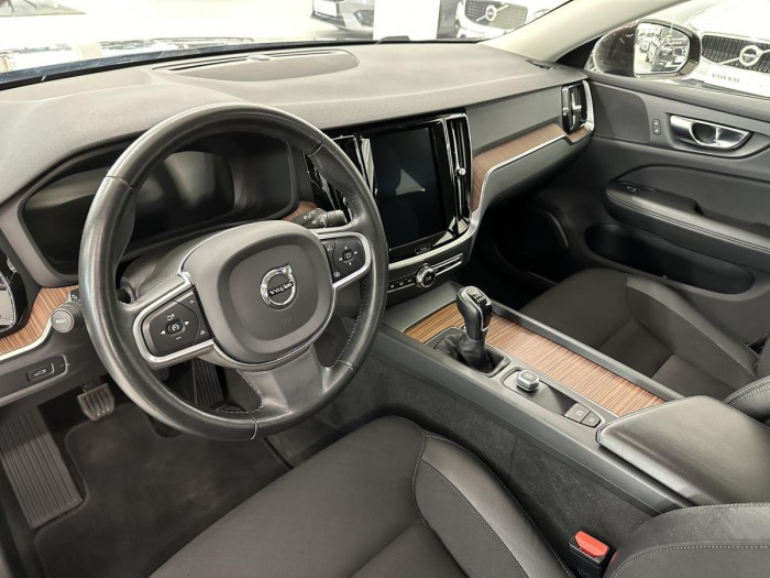 Volvo V60 D3 MOMENTUM REZERVACE 2.0 d Momentum