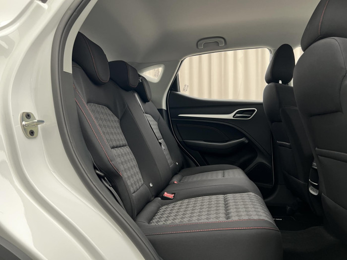 MG ZS 1.5 ESSENTIAL PLUS CZ 1.maj.