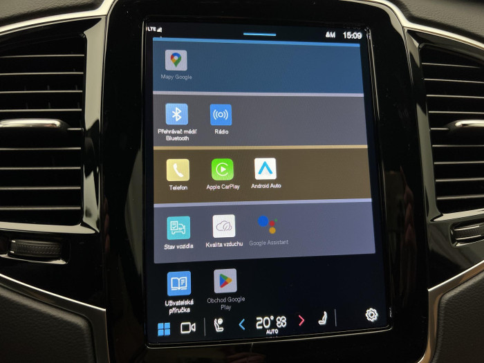 Volvo XC90 T8 AWD RECHARGE ULTRA DARK CZ