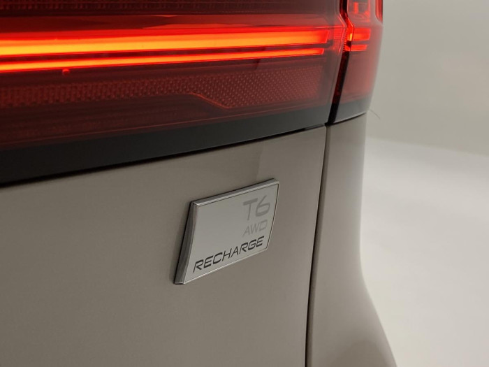 Volvo V90 T6 AWD RECHARGE PLUS REZERVACE 2.0 Plus