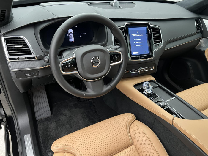 Volvo XC90 T8 AWD RECHARGE ULTRA DARK CZ
