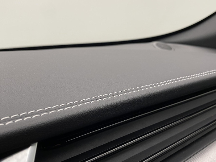 Jaguar F-Pace P250 SE AWD AUT REZERVACE 2.0 SE