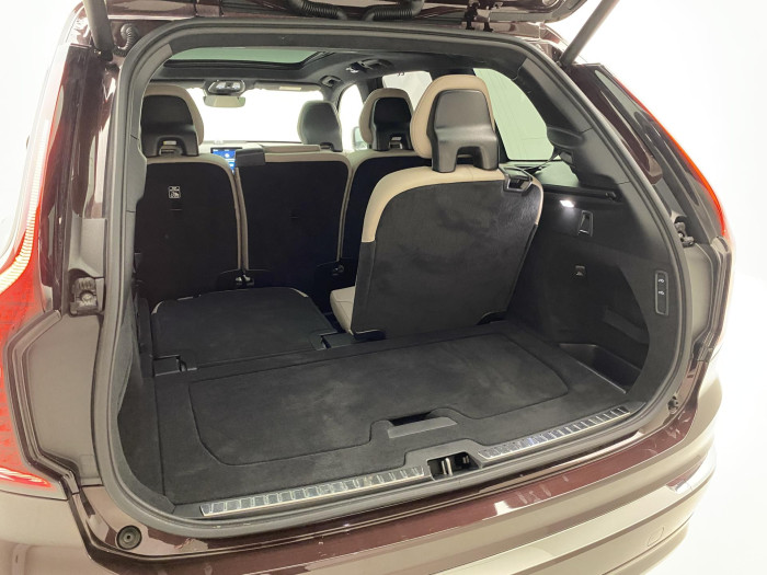 Volvo XC90 T8 AWD PLUG-IN BRIGHT ULTRA 7m