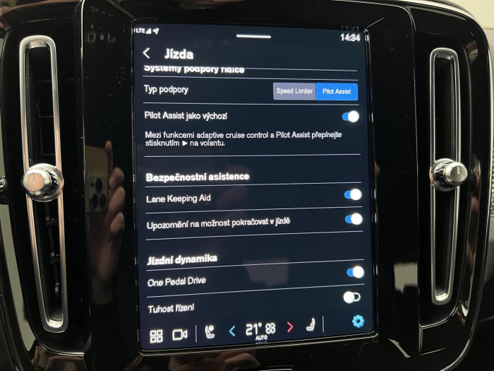 Volvo XC40 RECHARGE TWIN MOTOR PLUS