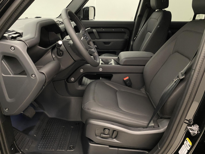 Land Rover Defender 110 D300 X-DYNAMIC SE AWD AUT 3.0 d Dynamic SE