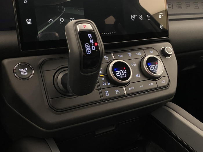 Land Rover Defender 110 X-DYNAMIC SE D250 3.0 d Dynamic SE