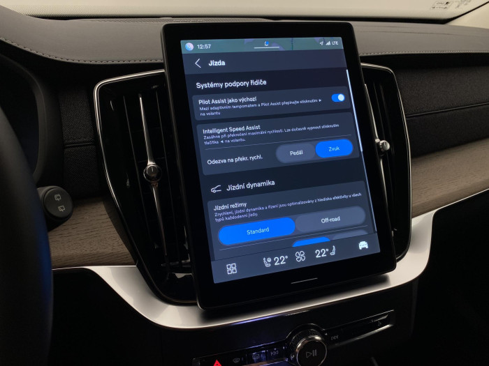 Volvo XC90 B5 AWD BRIGHT PLUS AUT CZ 7m