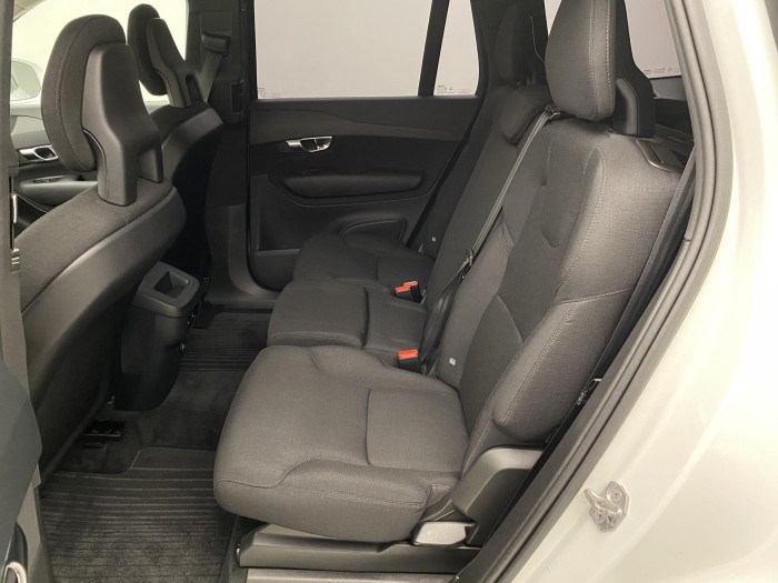 Volvo XC90 D5 AWD KINETIC AUT CZ 7míst 2.0 d