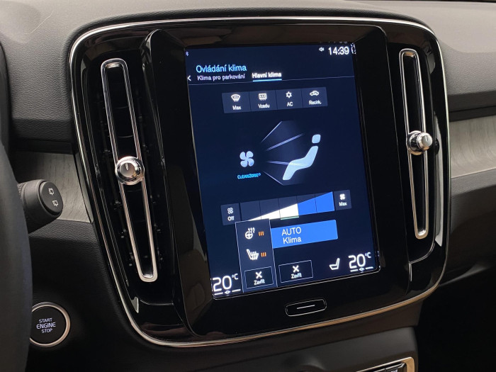 Volvo XC40 B4 AWD INSCRIPTION AUT CZ