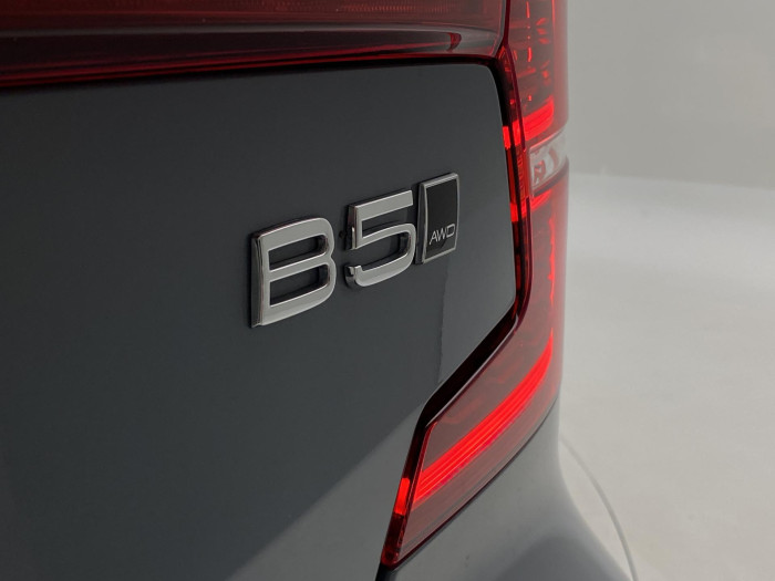 Volvo S60 B5 AWD ULTIMATE DARK AUT