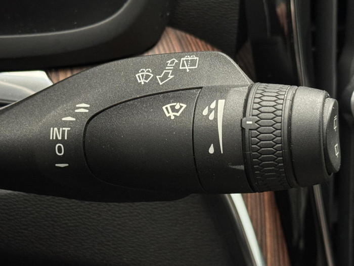 Volvo V60 CC T5 AWD PRO AUT CZ 2.0 CC CC