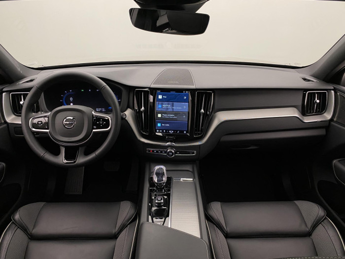 Volvo XC60 T6 AWD PLUS RECHARGE AUT 1.maj
