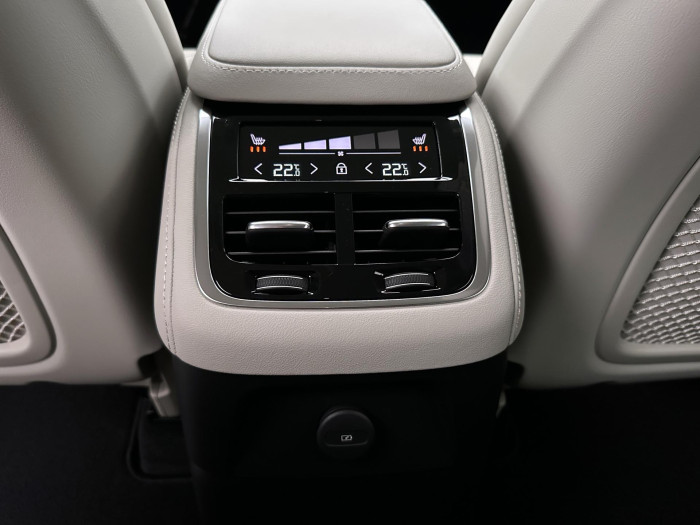 Volvo XC90 T8 AWD RECHARGE BRIGHT PLUS 7m