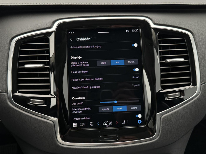 Volvo XC90 T8 AWD RECHARGE ULTIMATE DARK
