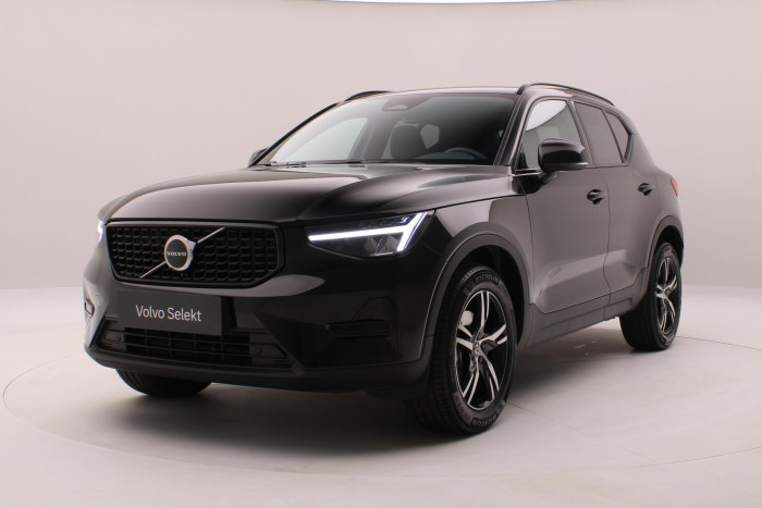 Volvo XC40 B3 DARK PLUS AUT CZ
