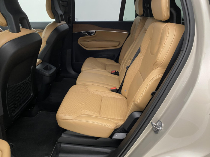 Volvo XC90 D5 AWD INSCRIPTION AUT CZ 2.0 d