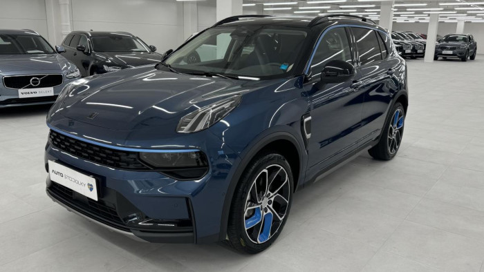 Lynk & Co 01 PHEV DCT AUT