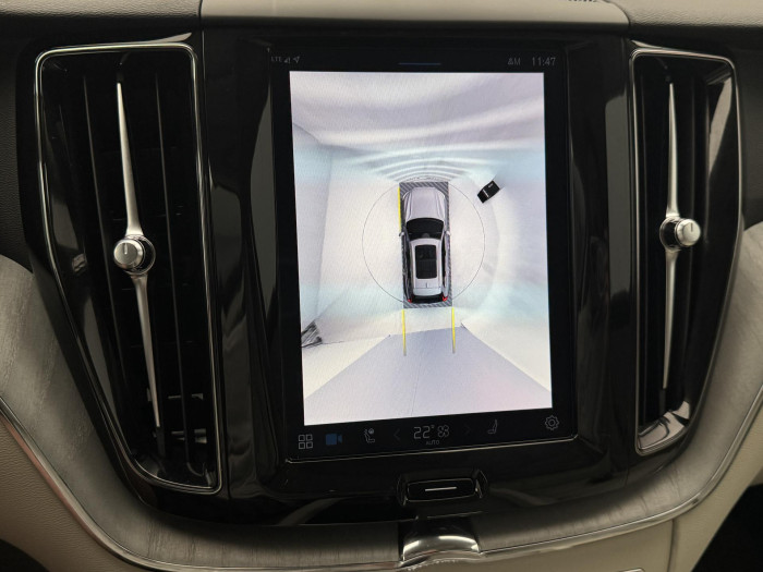 Volvo XC60 T6 AWD RECHARGE DARK 1.maj