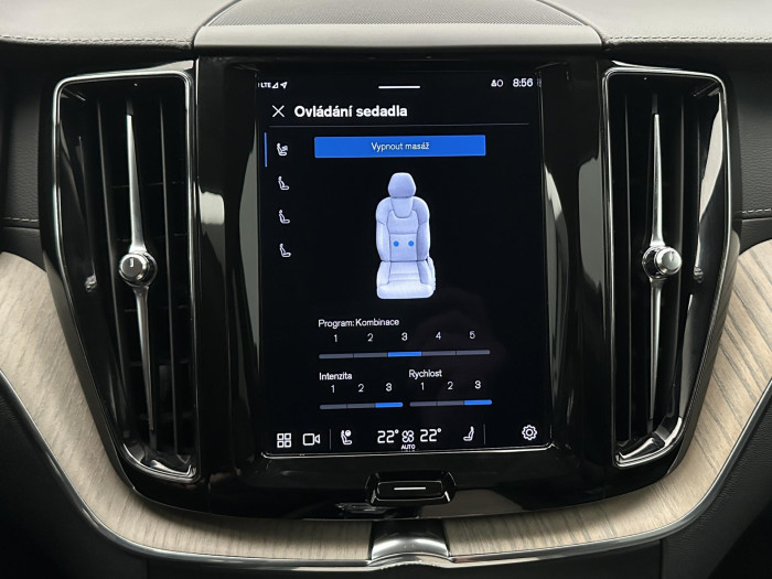 Volvo XC60 B4 AWD INSCRIPTION AUT