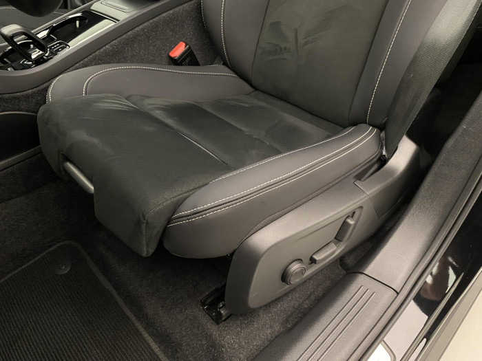 Volvo EC40 ULTRA BLACK EDITION TWIN MOTOR Edition