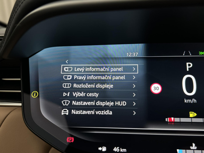 Land Rover Range Rover Sport D300 DYNAMIC SE REZERVACE 3.0 d Dynamic SE