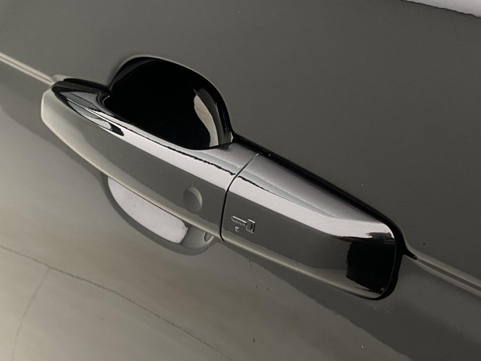 Land Rover Range Rover SDV6 AWD VOGUE REZERVACE