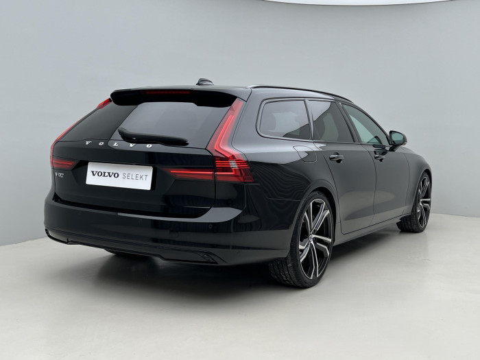 Volvo V90 B4 R-DESIGN AUT 1.maj.