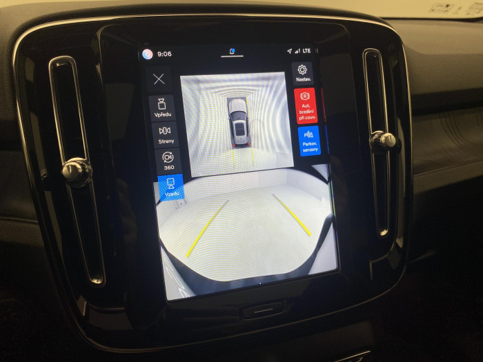 Volvo XC40 RECHARGE TWIN ENGINE PLUS CZ