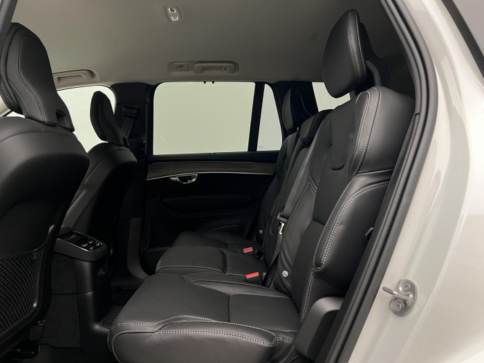 Volvo XC90 T8 AWD RECHARGE DARK PLUS AUT