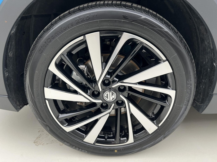 MG ZS 1.5 EXCLUSIVE HYBRID+ AUT CZ 1.5 Exclusive