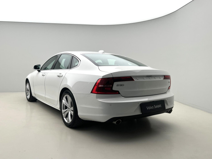 Volvo S90 T4 MOMENTUM AUT 2.0 Momentum