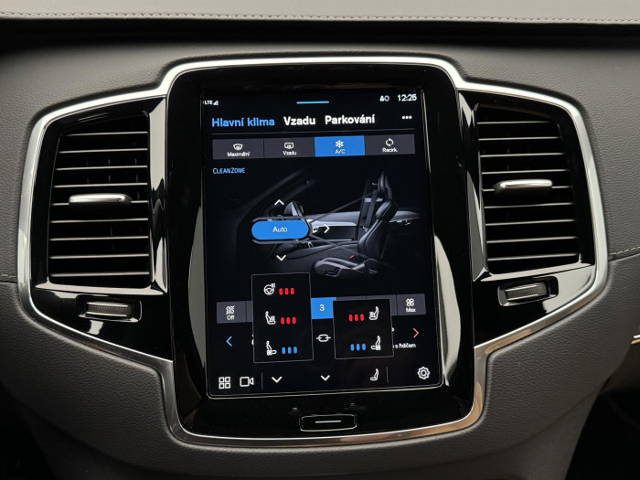 Volvo XC90 T8 AWD RECHARGE BRIGHT ULTRA