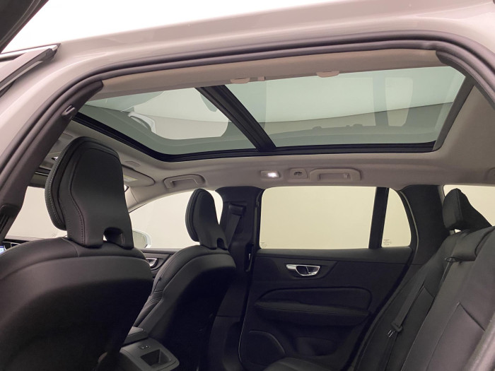 Volvo V60 B4 AUT BRIGHT PLUS