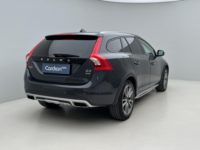 Volvo V60 CC D4 AWD SUMMUM AUT 2.4 d CC CC Summum