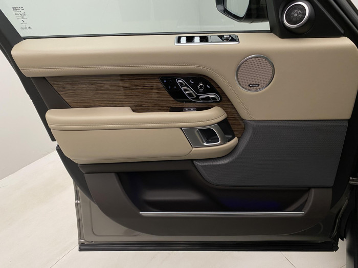 Land Rover Range Rover D300 AUTOBIOGRAPHY  REZERVACE 3.0 d