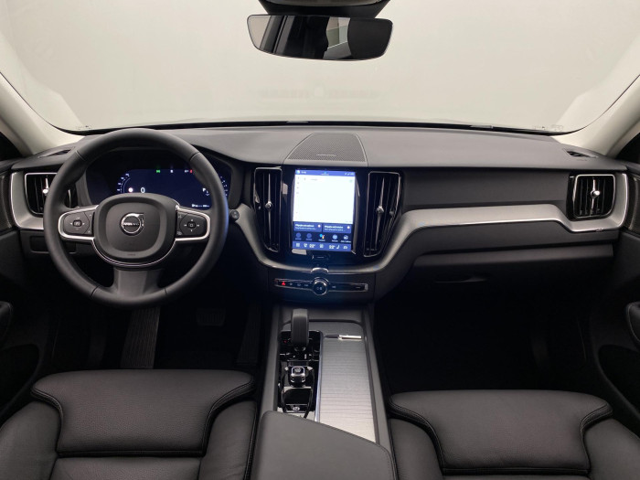 Volvo XC60 B5 AWD CORE AUT