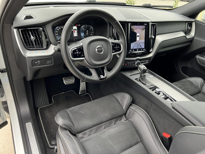 Volvo XC60 D4 AWD R-DESIGN Aut 1.maj. 2.0 d