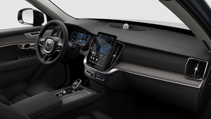 Volvo XC90 T8 AWD RECHARGE DARK ULTRA AUT