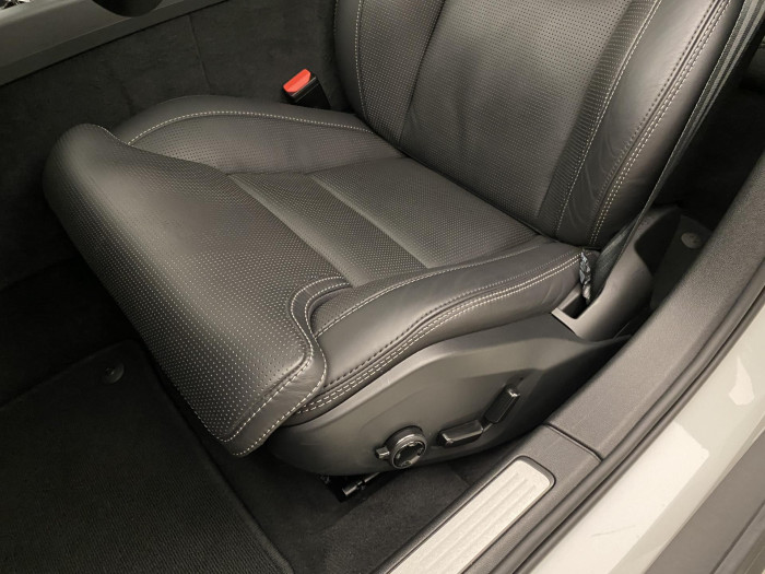 Volvo V60 CC B5 AWD ULTIMATE AUT 1.maj 2.0 CC CC
