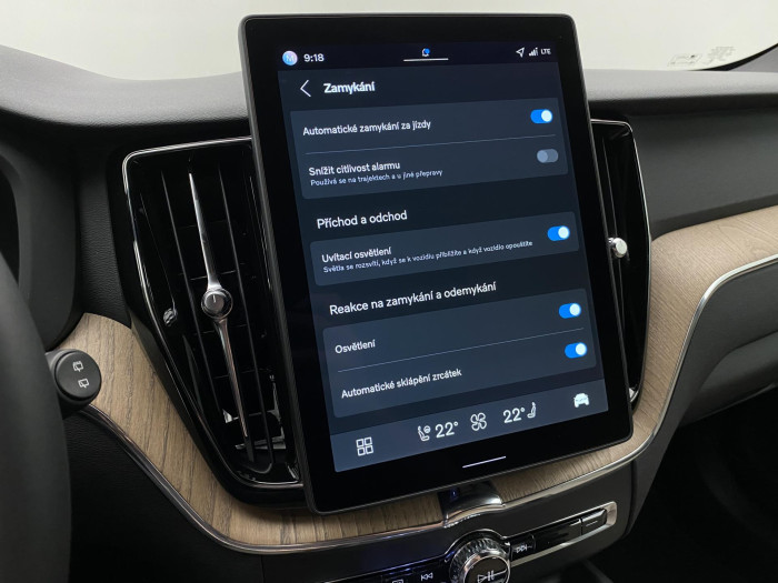 Volvo XC60 B5 AWD AUT DARK PLUS