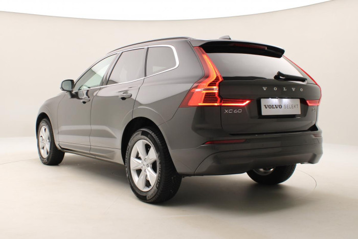 Volvo XC60 B4 AWD CORE AUT CZ 1.maj.