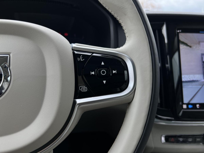 Volvo V90 CROSS COUNTRY B5 AWD ULTIMATE
