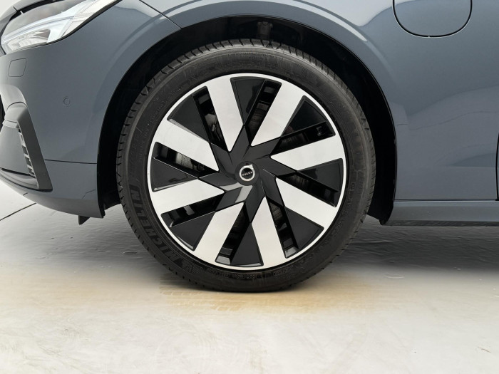 Volvo V90 T6 AWD RECHARGE PLUS DARK AUT