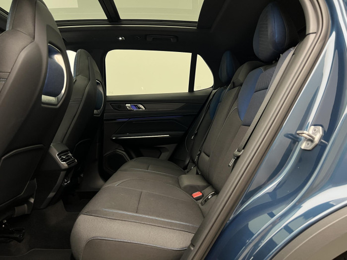 Lynk & Co 01 PHEV DCT 1.maj.